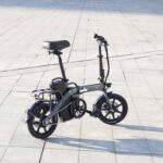 FIIDO L3 Electric Bike with mudguard and light - Image 5
