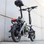 FIIDO L3 Electric Bike with mudguard and light - Image 7